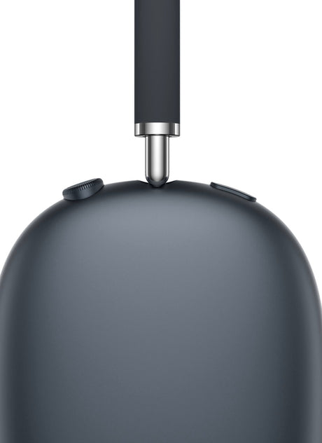 Right ear cup in Midnight AirPods Max