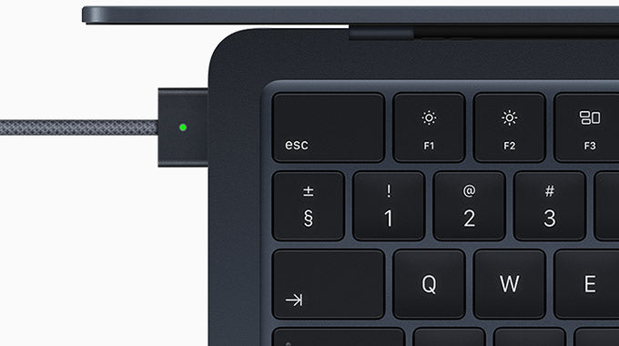 Apple MacBook Air 13" M2 8-CPU 10-GPU, 8GB, English Keyboard