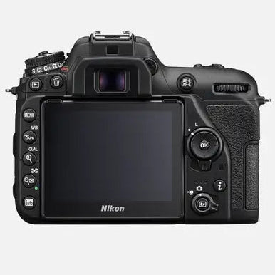 نيكون D7500 مع AF-S DX 18-140mm f/3.5-5.6G ED VR