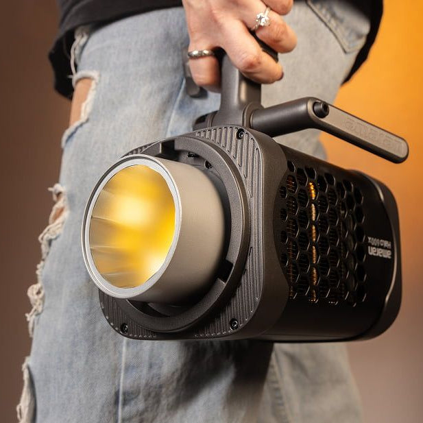 Amaran Halo 600x Bi-Color LED Monolight