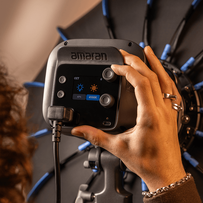 Amaran Halo 600x Bi-Color LED Monolight