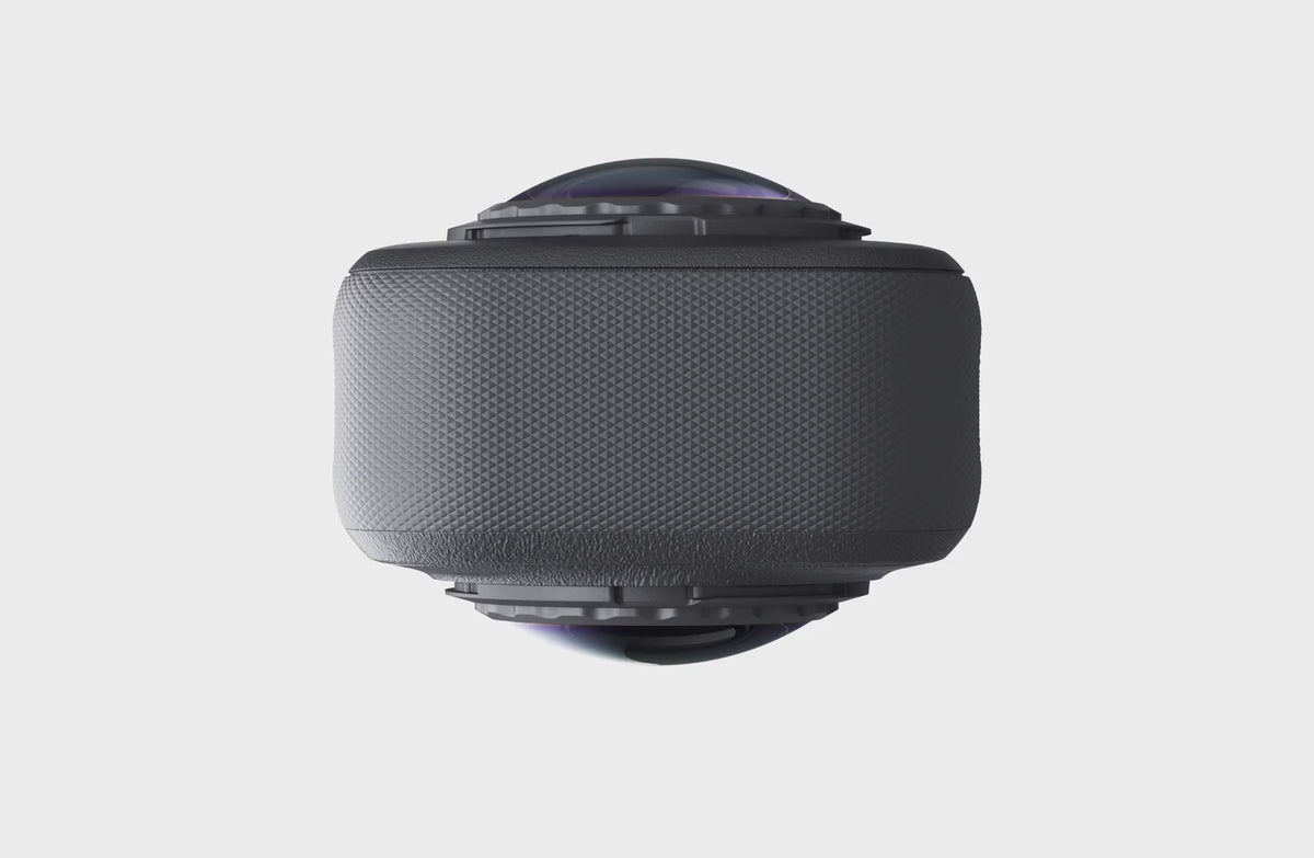 Insta360 X6